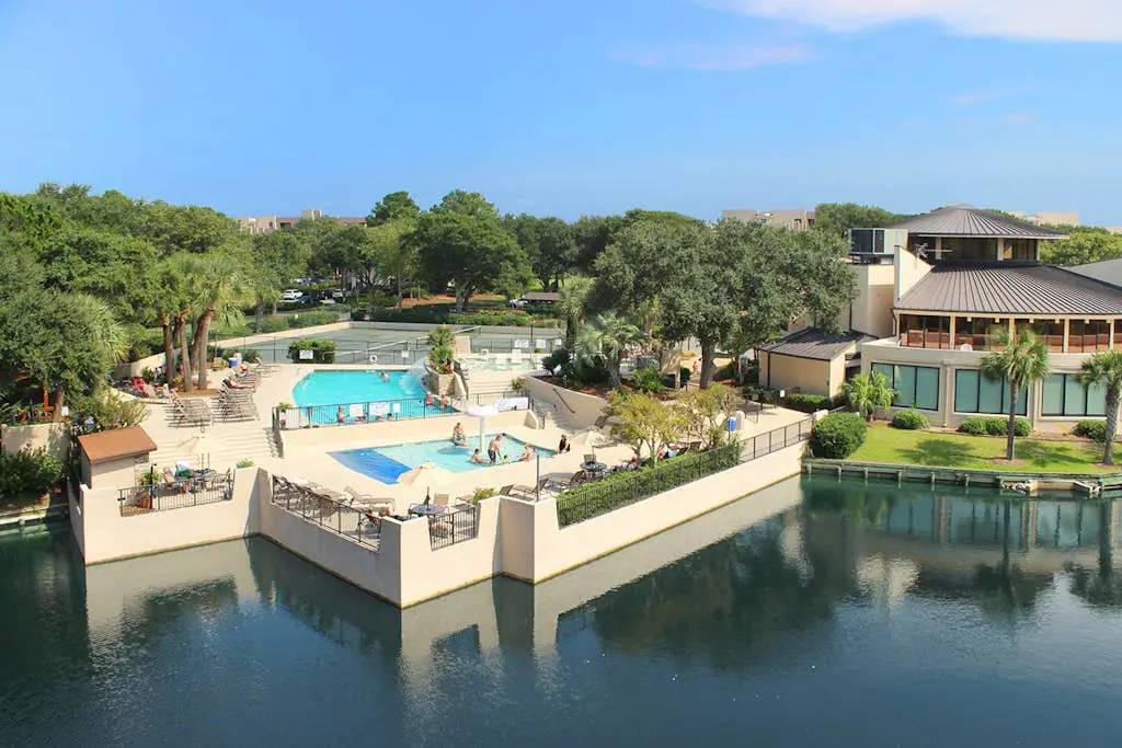 Oceanfront Condo with Shared Pool, Hot Tub, Beach Access & Playground