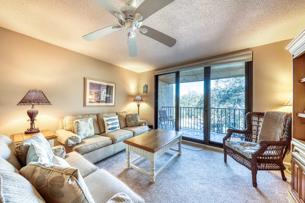 Peaceful Oceanfront Villa with Pools, Hot Tub, Tennis, & Ocean View