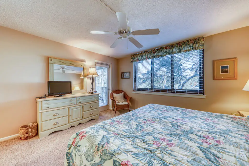 Peaceful Oceanfront Villa with Pools, Hot Tub, Tennis, & Ocean View