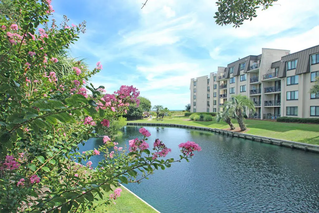 Peaceful Oceanfront Villa with Pools, Hot Tub, Tennis, & Ocean View