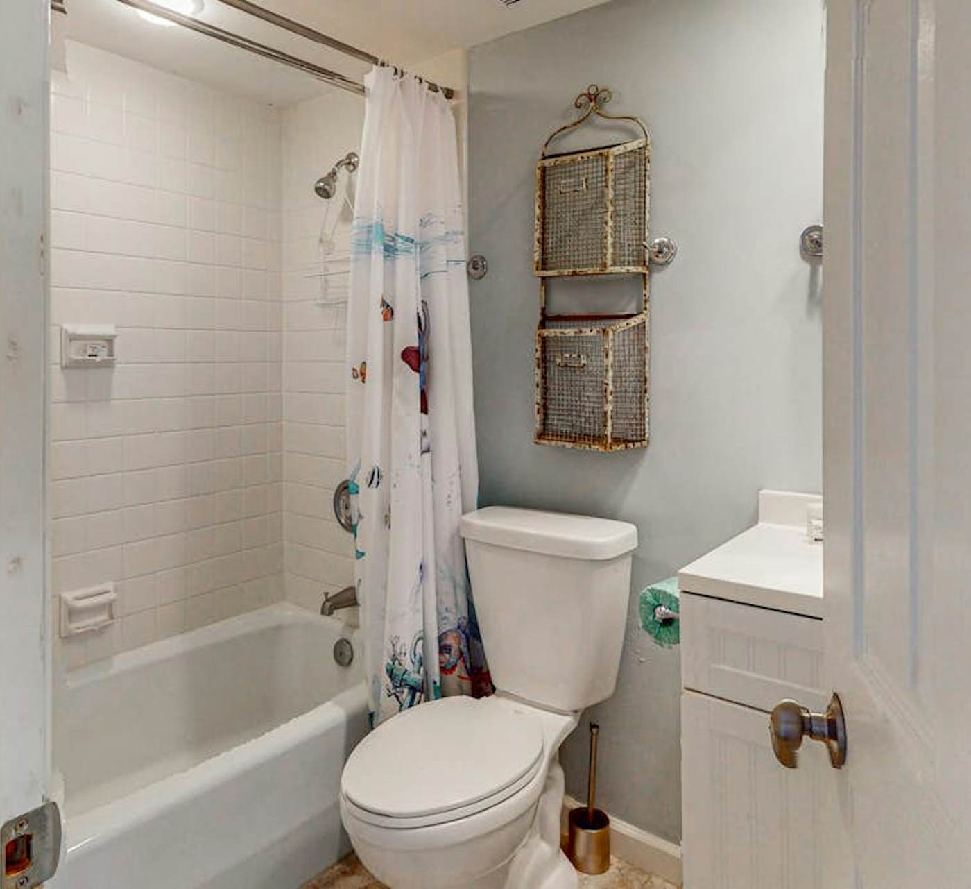 Comfortable two-story condo with beach access, shared ...