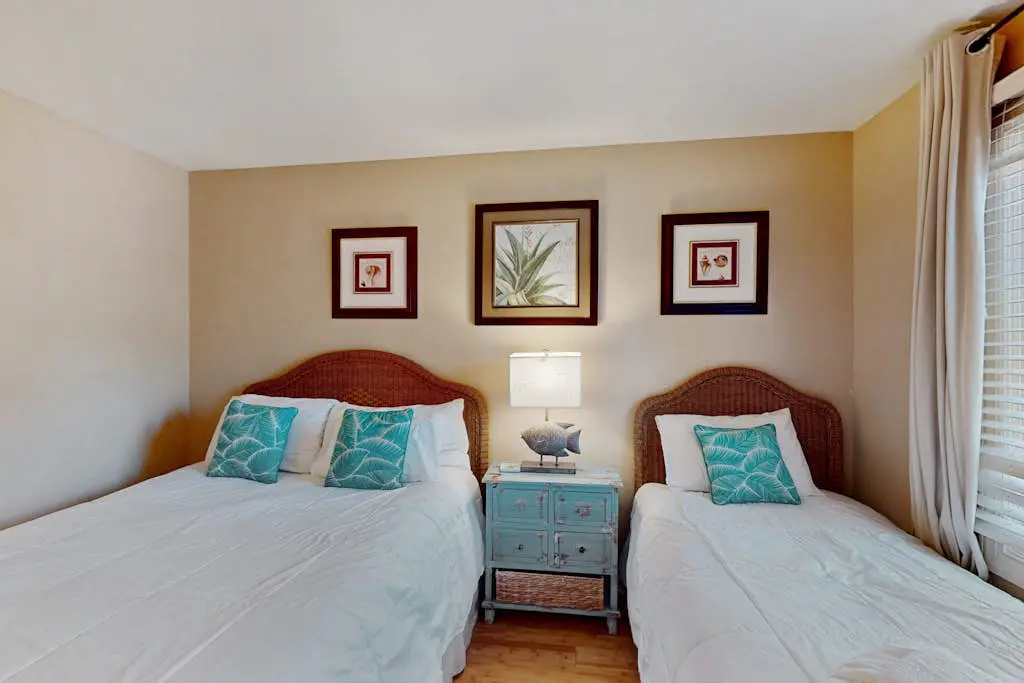 Family-Friendly Villa with Deck, Pool, & Hot Tub - Beach Nearby