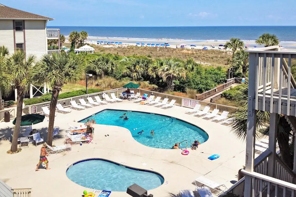 Charming Waterfront Villa with Ocean Views, Private Balcony & Pool — Steps to the Beach