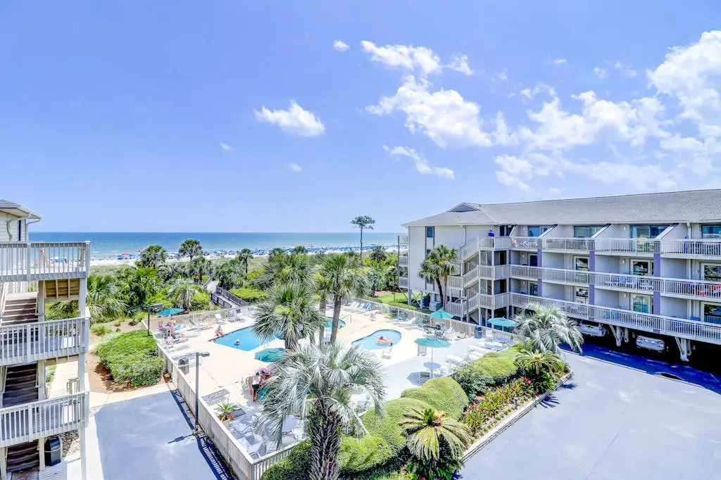 Charming Waterfront Villa with Ocean Views, Private Balcony & Pool — Steps to the Beach