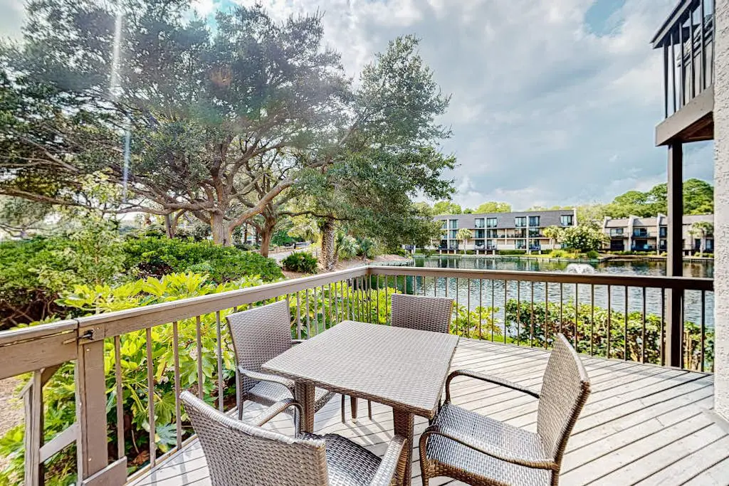 Secluded & Peaceful - Vacation Getaway with WiFi, Pool, Hot Tub, & Private Beach