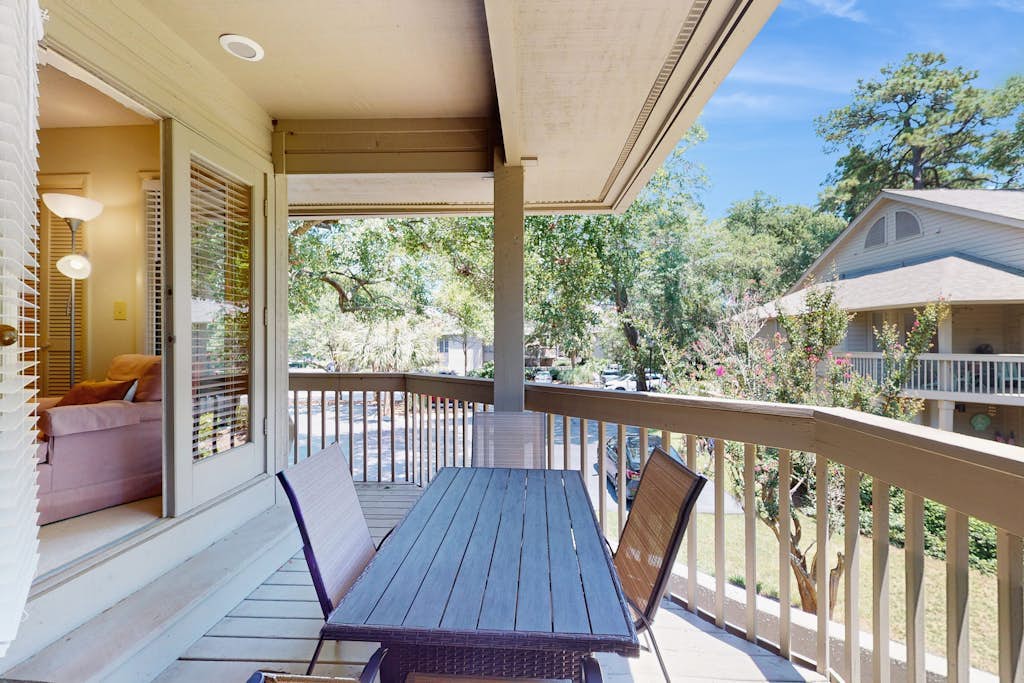 Lovely Condo with WiFi, Pool, On-Site Golf, & Lagoon Views