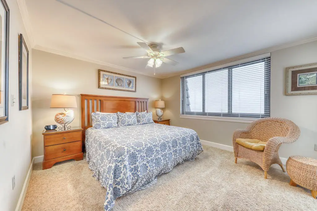 Quiet Waterfront Condo with WiFi - Pools & Hot Tub On-Site