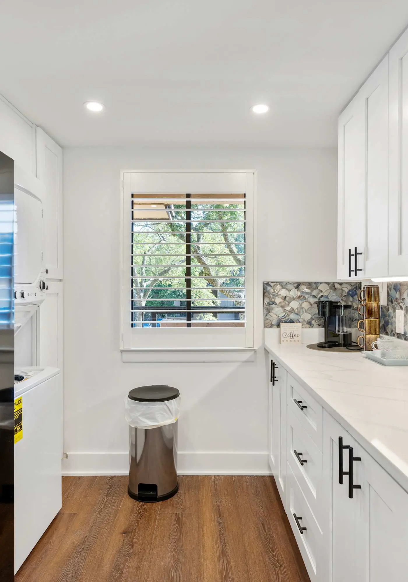 Spacious Condo with Beach Access, Shared Pool, Hot Tub, Ocean Views, and More