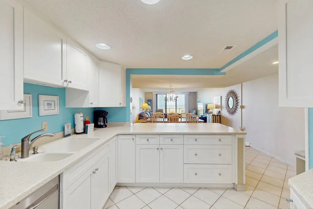 Oceanfront Villa with Ocean Views, Shared Pool/Hot Tub, and Nearby Beach Access