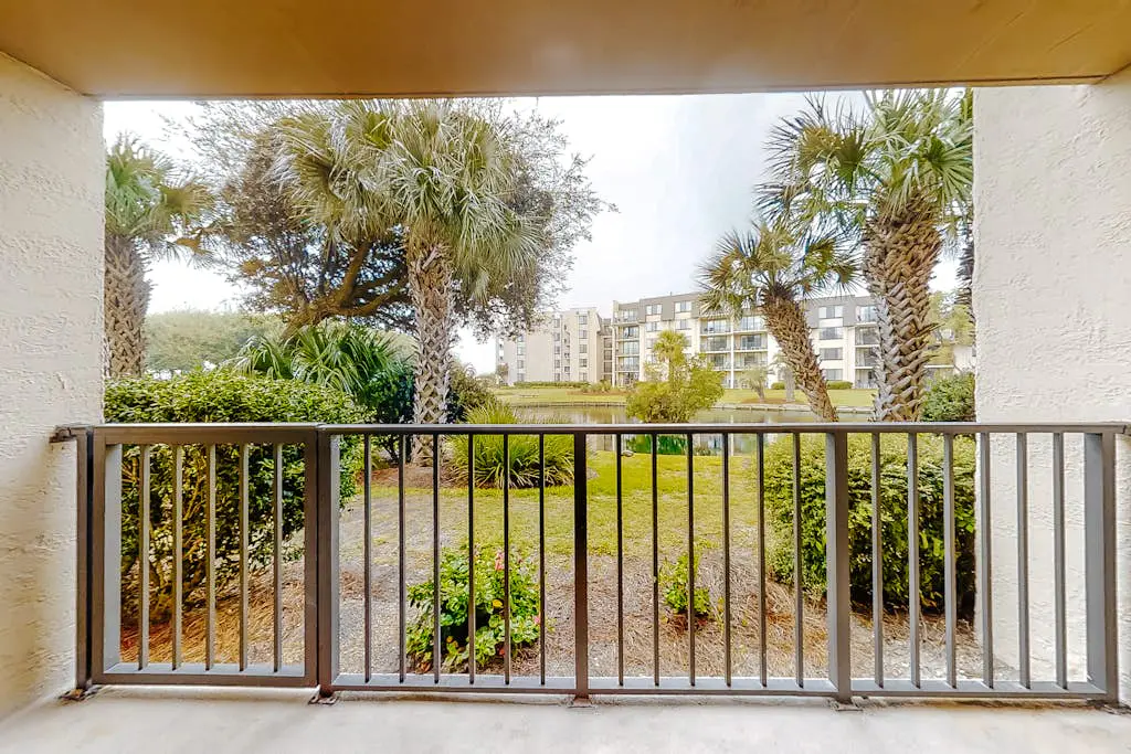 Family-Friendly Villa with Shared Pools and Hot Tub - Nearby Beach Access