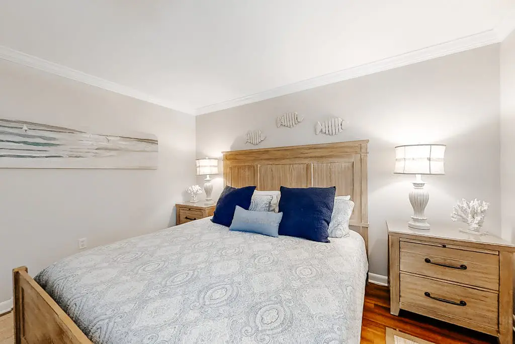 Family-Friendly Villa with Shared Pools and Hot Tub - Nearby Beach Access