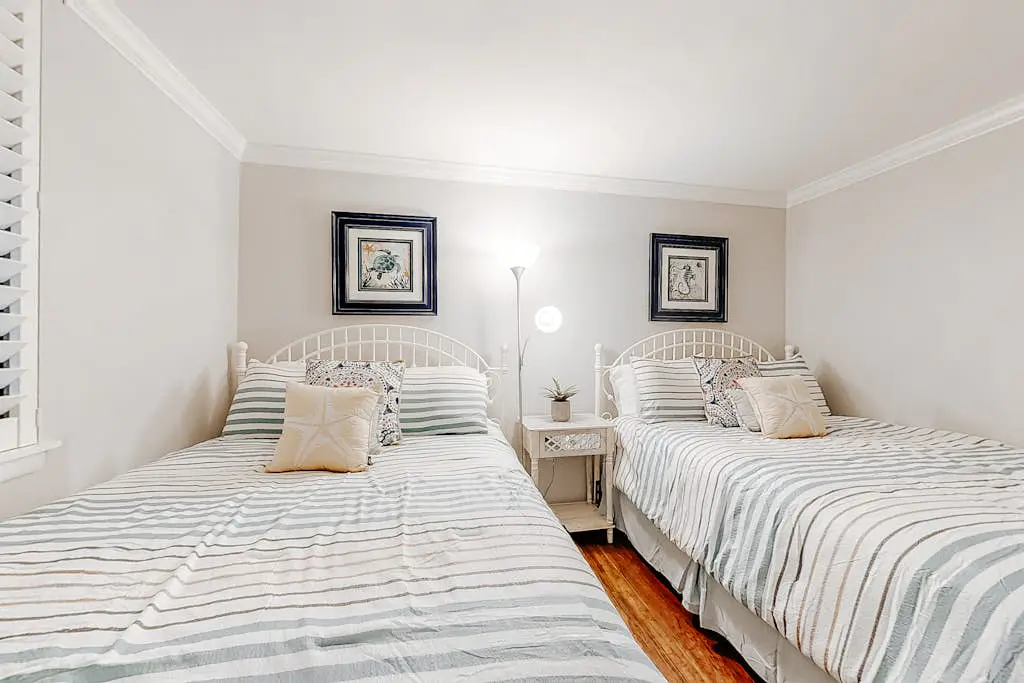 Family-Friendly Villa with Shared Pools and Hot Tub - Nearby Beach Access