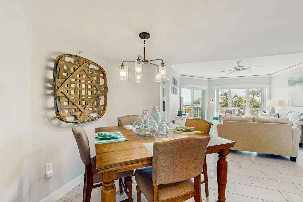 A spacious condo with community pool, hot tub, and oceanfront views