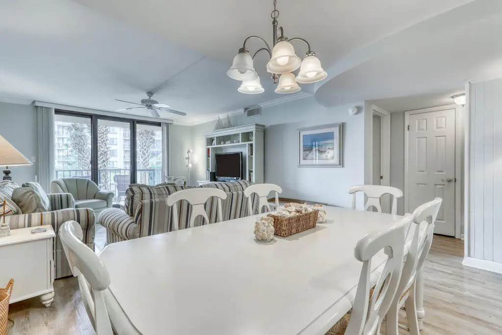 Modern Condo with Shared Pool and Hot Tub, Lagoon View, and Nearby Beach Access