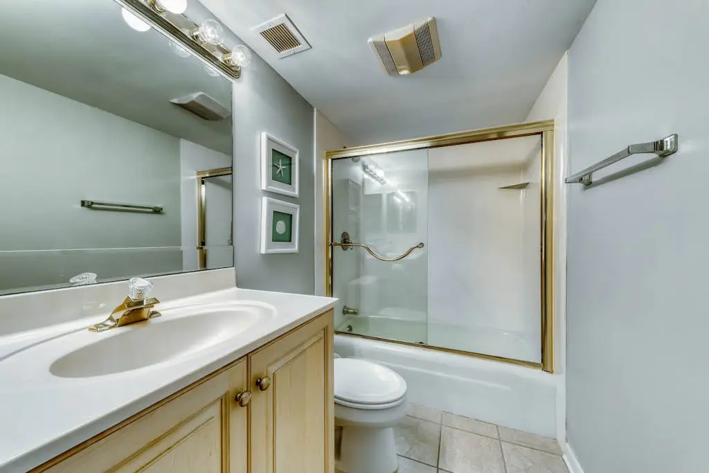 Modern Condo with Shared Pool and Hot Tub, Lagoon View, and Nearby Beach Access