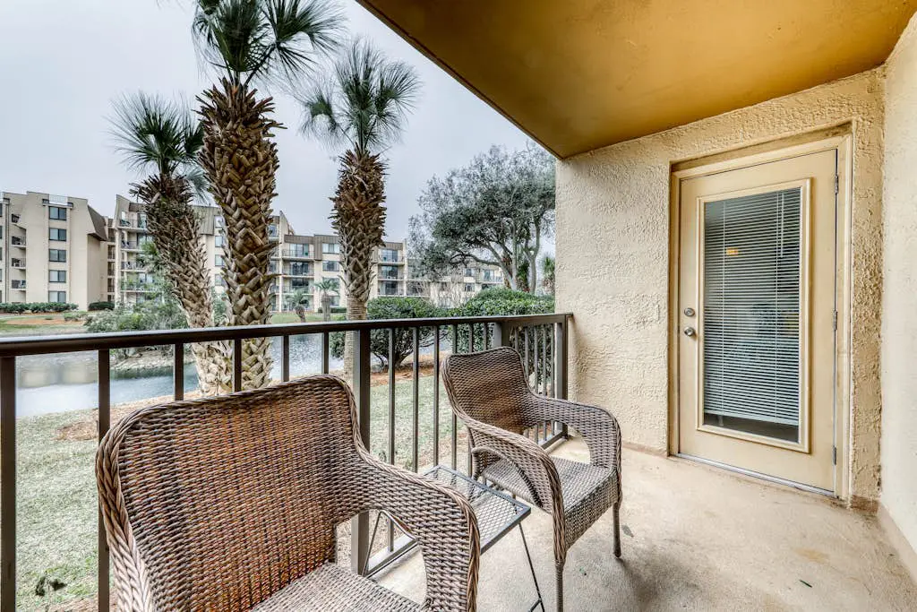 Modern Condo with Shared Pool and Hot Tub, Lagoon View, and Nearby Beach Access