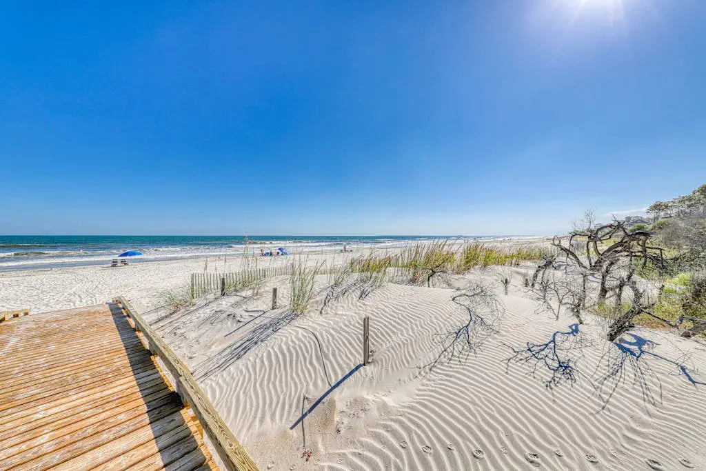 Second-Floor Condo with WiFi, Pool, Golf Course Views - Near the Beach