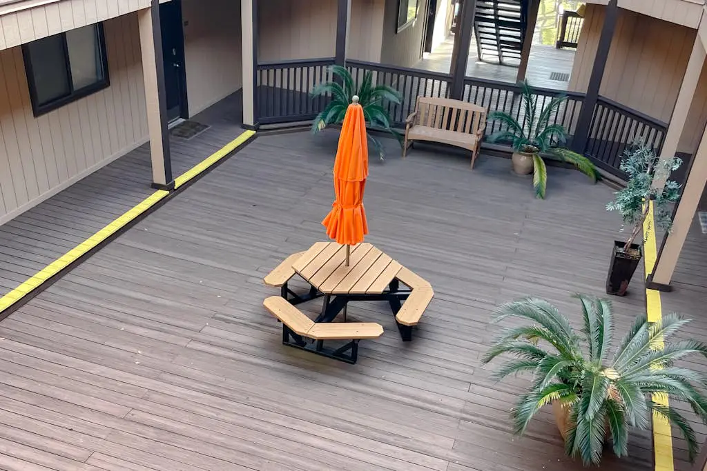 Water view retreat with balcony, beach gear, pools, tennis, hot tub, & gym