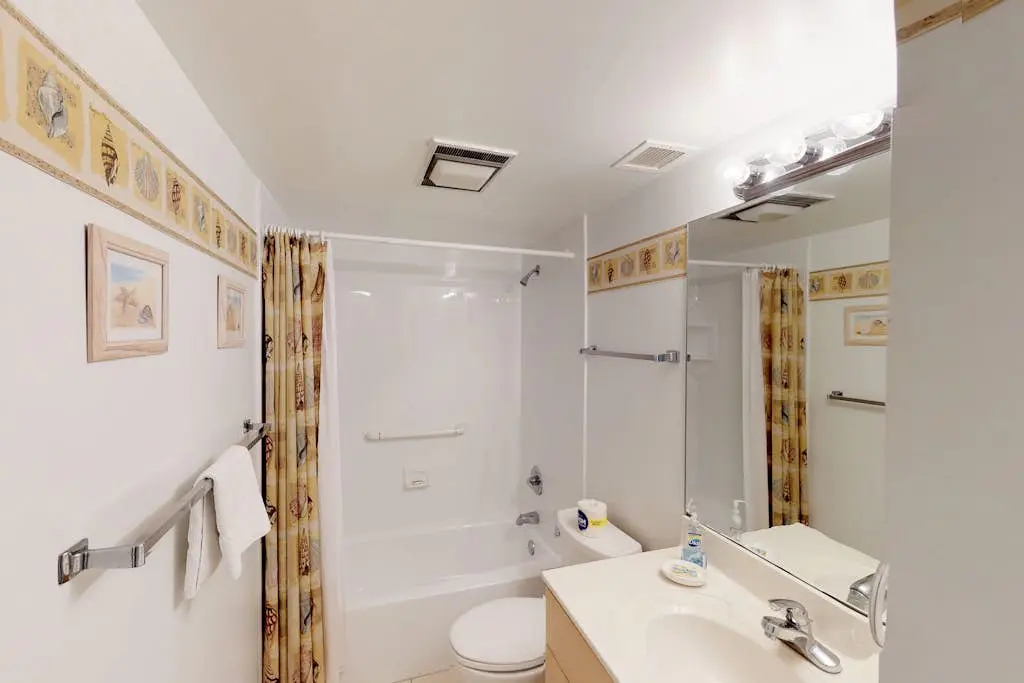 Charming Villa with Ocean Views, Pool, & Hot Tub - Walk to Beach