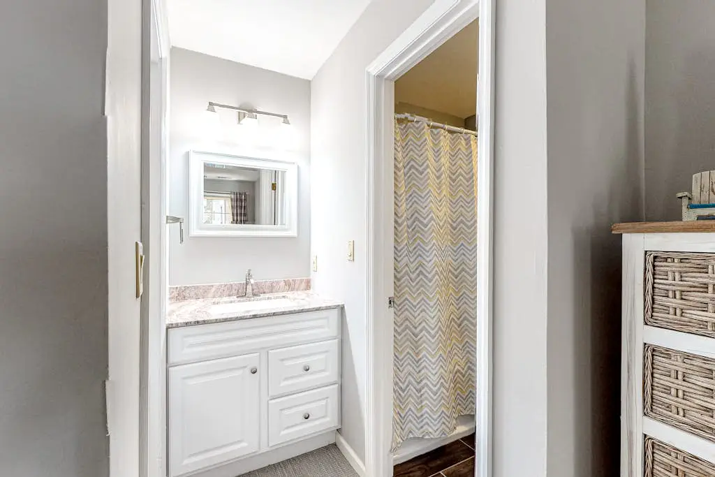Renovated Dog-Friendly Villa w/ Patio & Pool - Near Golf & Beach