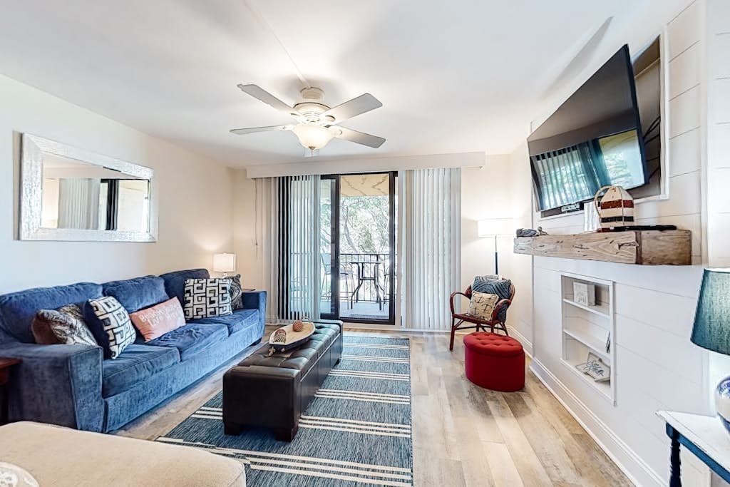 Family-Friendly Condo with WiFi, Pool, Hot Tub, & Beach Access