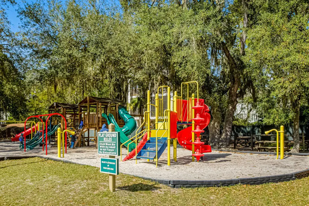 1st-floor condo near the beach with pool, tennis, balcony, gym, streaming, W/D