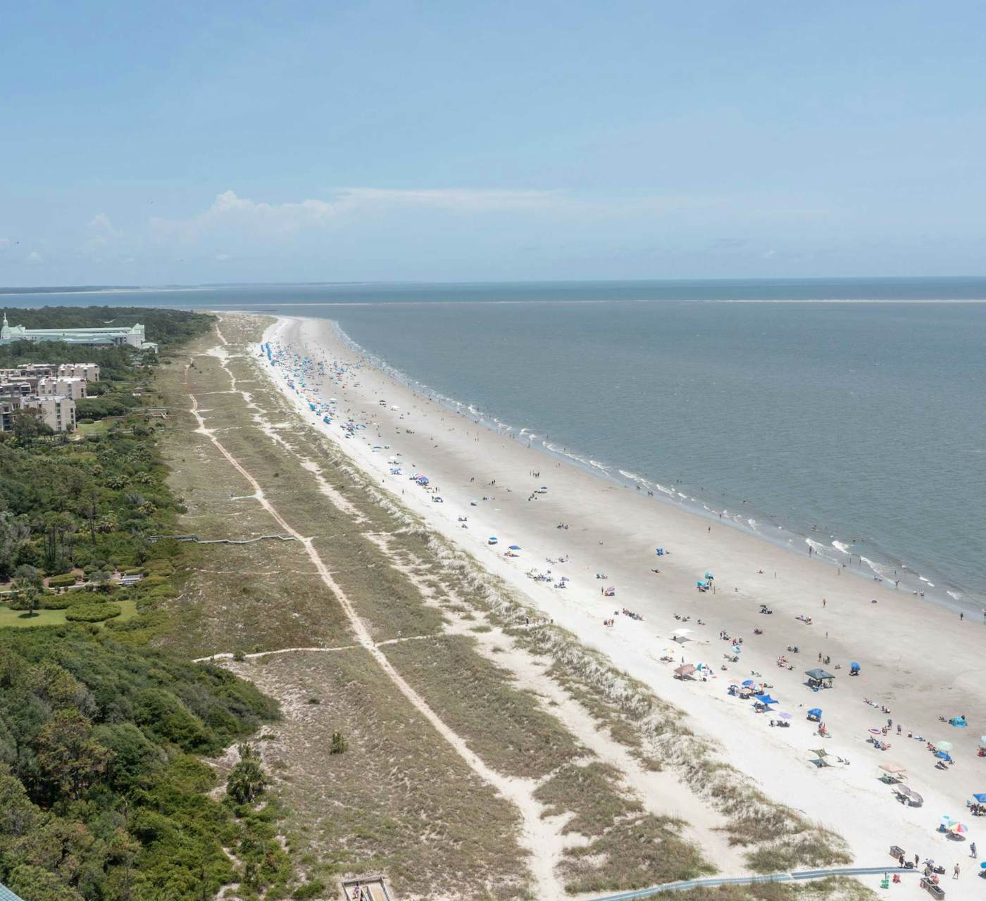 Condo near beach with 2 pools, restaurants, gym, 6 tennis ...