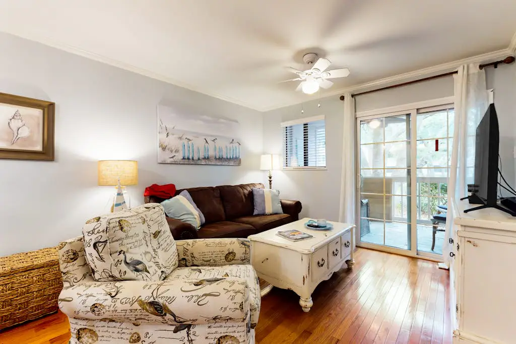 Beachfront villa near golf with pool, hot tub, & balcony - snowbird-friendly