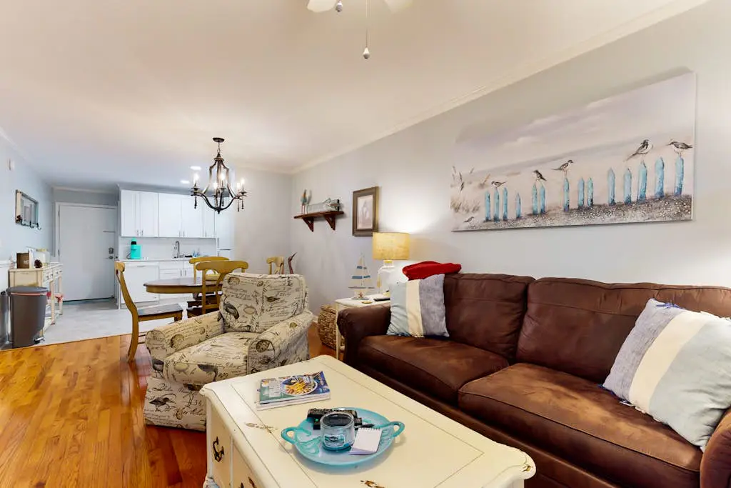 Beachfront villa near golf with pool, hot tub, & balcony - snowbird-friendly