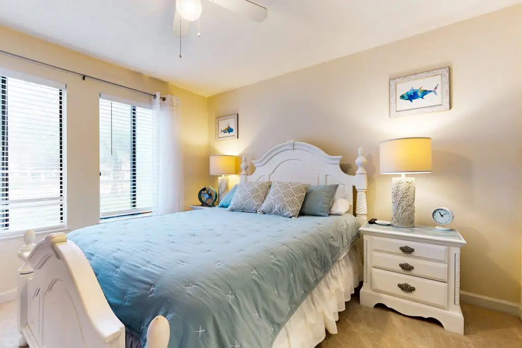 Beachfront villa near golf with pool, hot tub, & balcony - snowbird-friendly