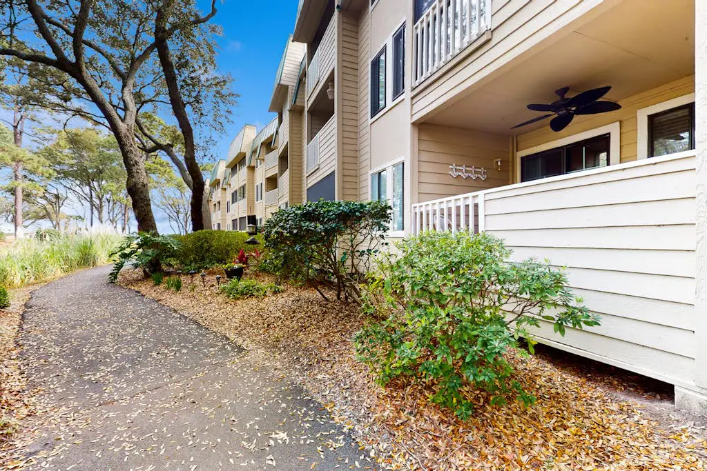 Beachfront villa near golf with pool, hot tub, & balcony - snowbird-friendly