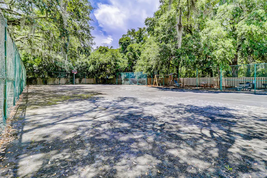 Beachfront villa near golf with pool, hot tub, & balcony - snowbird-friendly