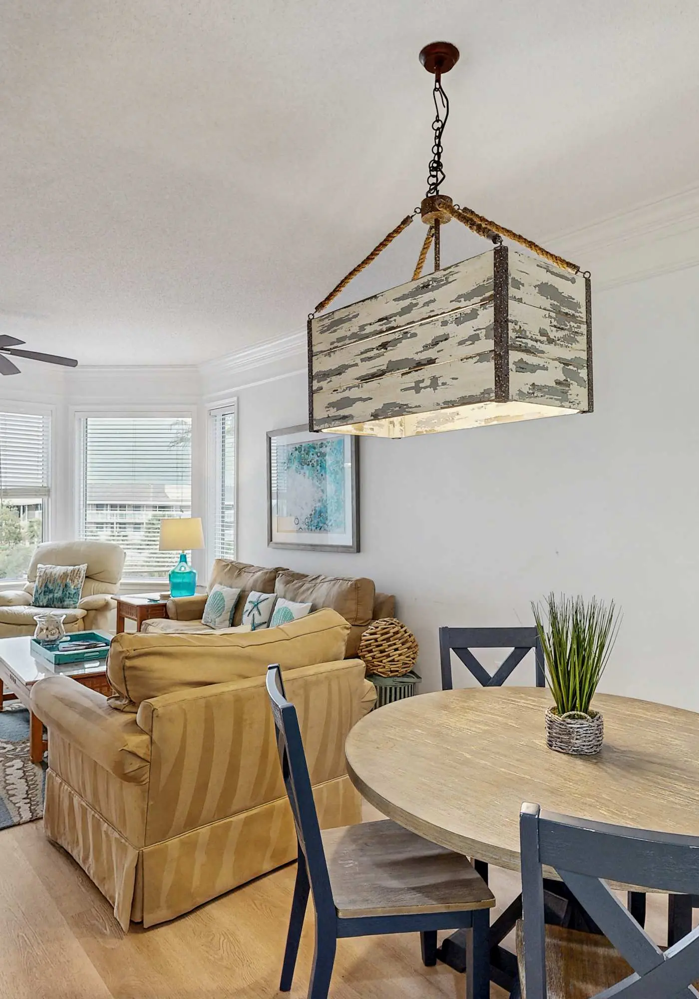 Oceanfront condo with pools, hot tubs, fitness room, & central AC