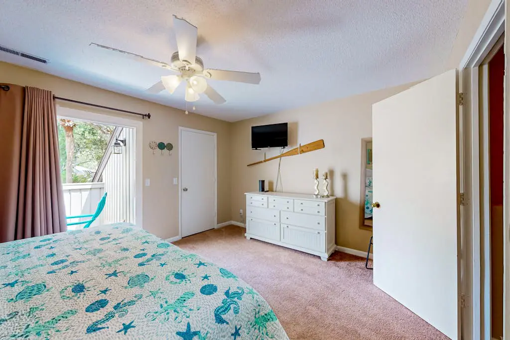 Dog-Friendly Beach Retreat in Hilton Head: Relaxation, Adventure, and Comfort