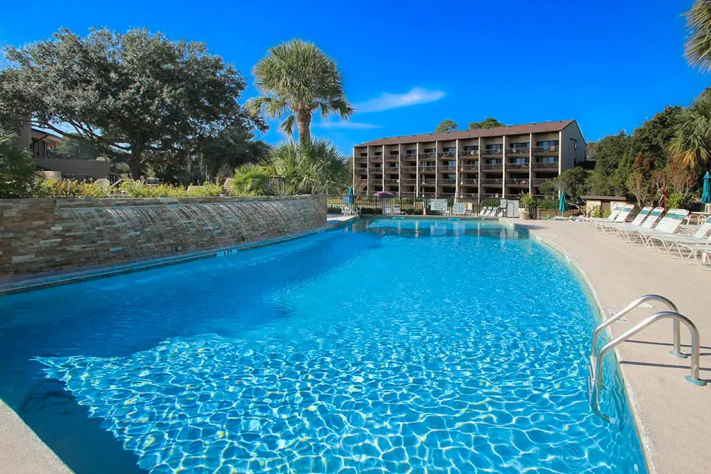Ocean view condo at beachfront resort with pool, hot tub, pickleball & tennis