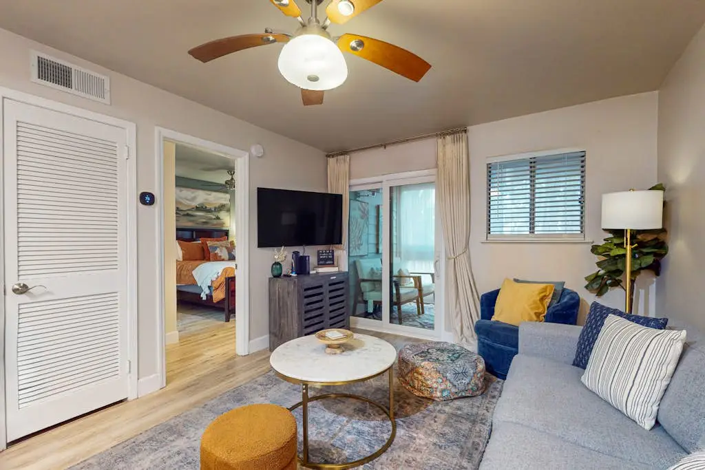 First Floor Condo near the sound with beach gear, washer dryer & pools