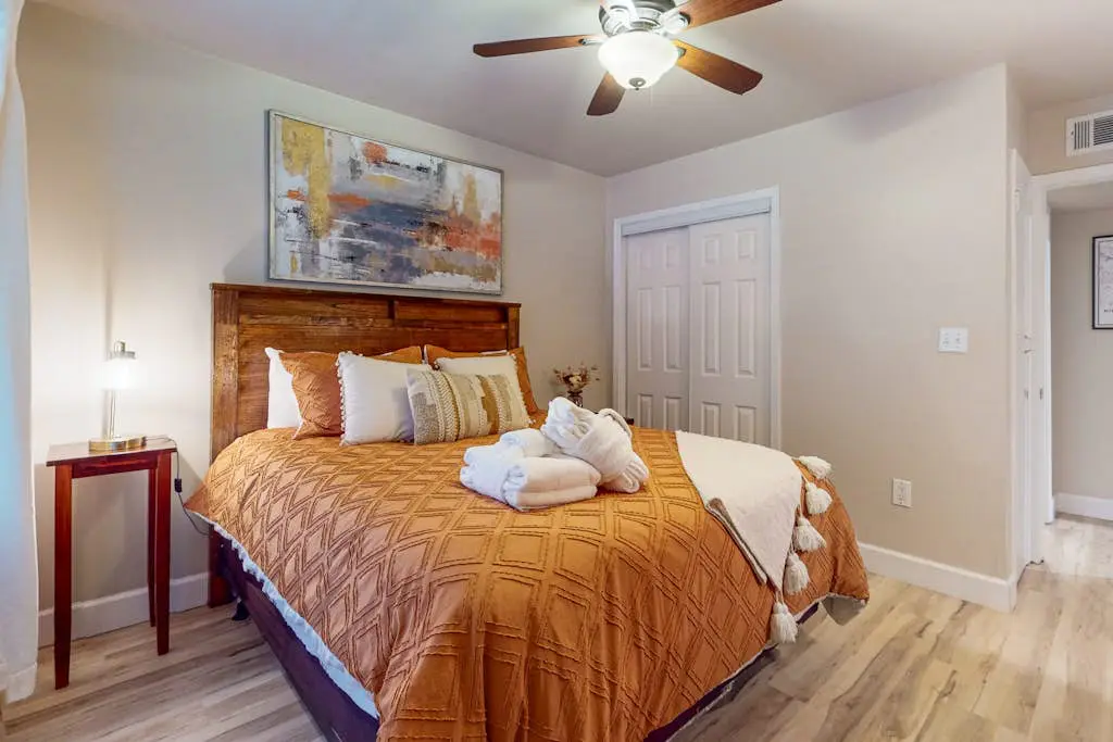 First Floor Condo near the sound with beach gear, washer dryer & pools