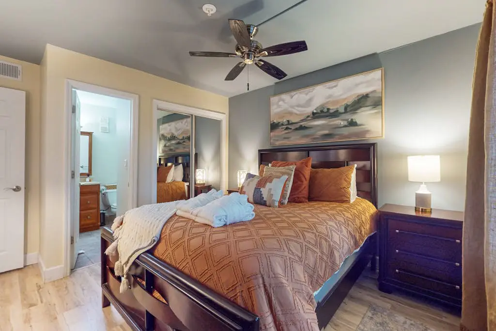 First Floor Condo near the sound with beach gear, washer dryer & pools