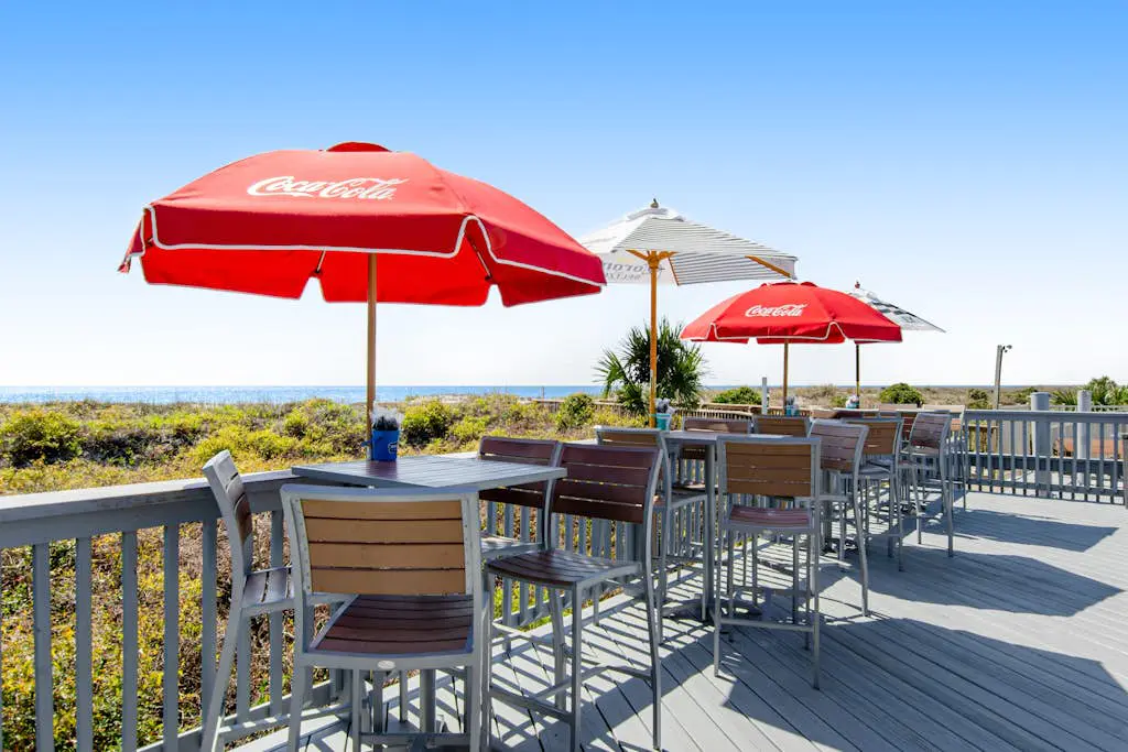Newly renovated beachfront condo with pool, tennis, restaurants, gym, & balcony