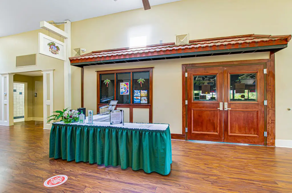 1st floor condo with  balcony, pools, tennis & close to beach