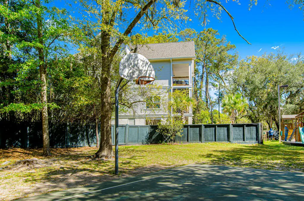1st floor condo with  balcony, pools, tennis & close to beach