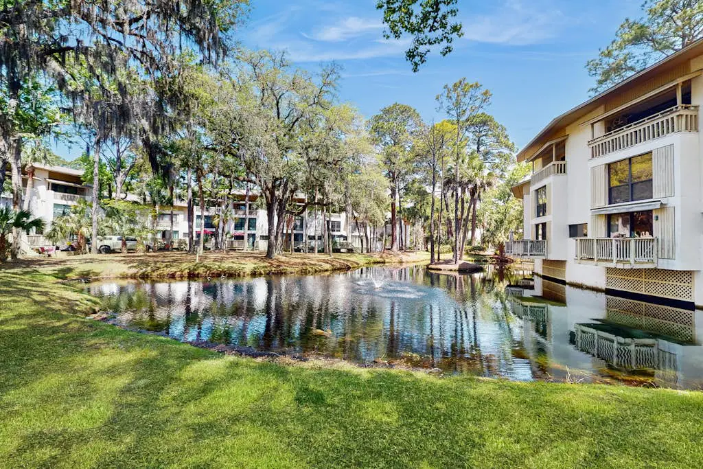Perfect condo across street from beach access with outdoor pool & grill