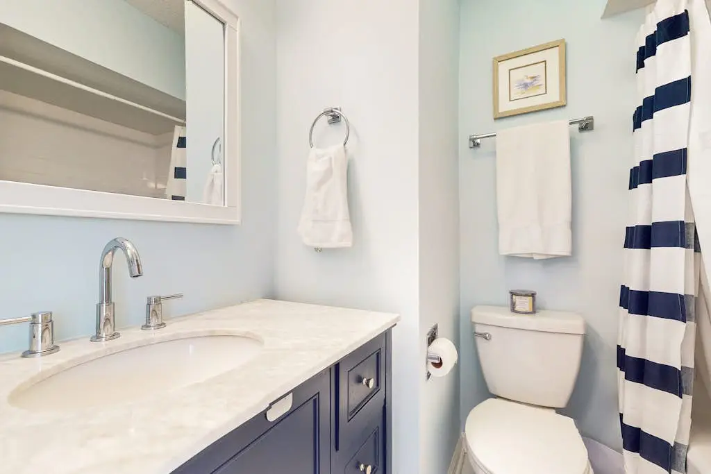 Perfect condo across street from beach access with outdoor pool & grill