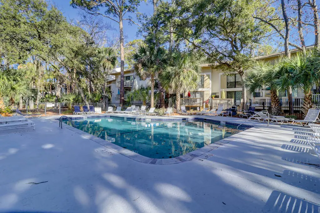 Perfect condo across street from beach access with outdoor pool & grill