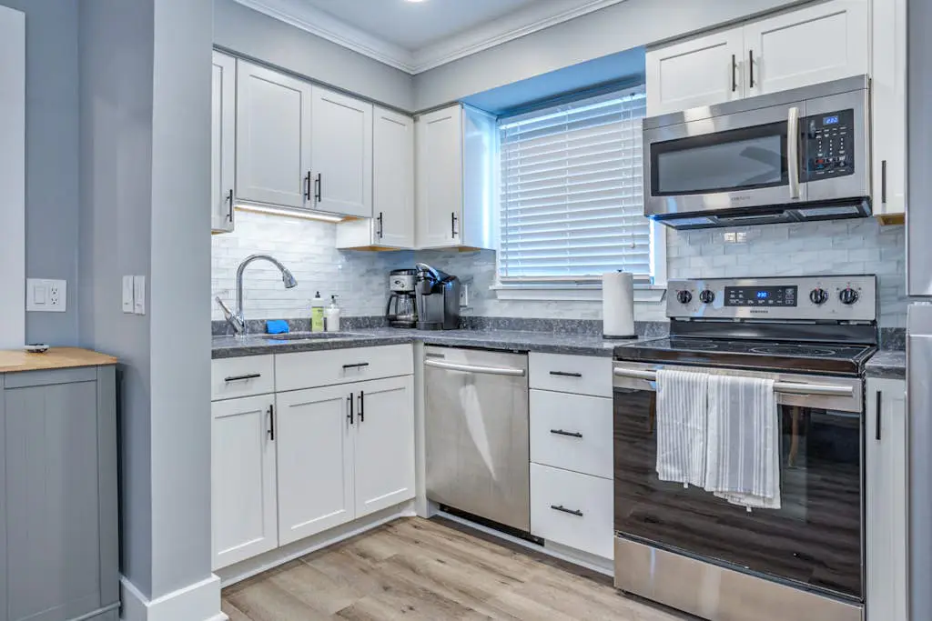 Updated getaway with pools, hot tub, close to beach