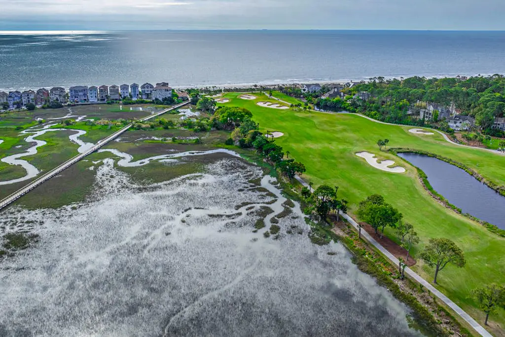 Updated getaway with pools, hot tub, close to beach