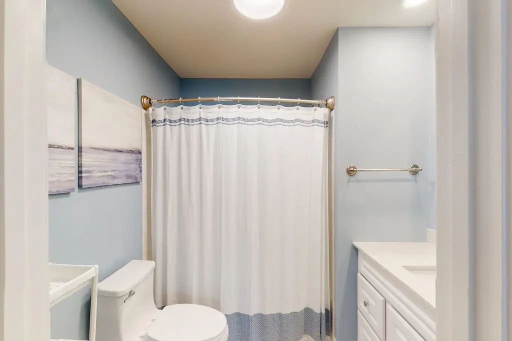Updated Villa - Close to Coligny Plaza and Beach Access
