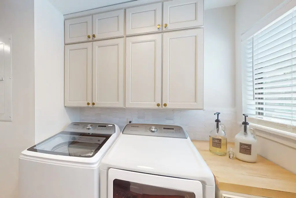 Updated Villa - Close to Coligny Plaza and Beach Access
