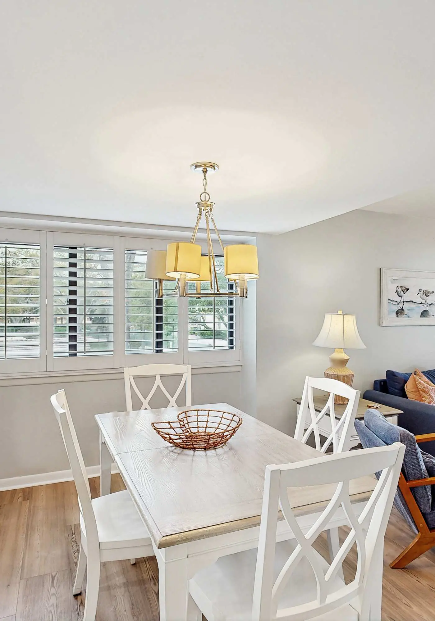 2 bedroom condo with pools, hot tub,  pickleball, tennis - near beach