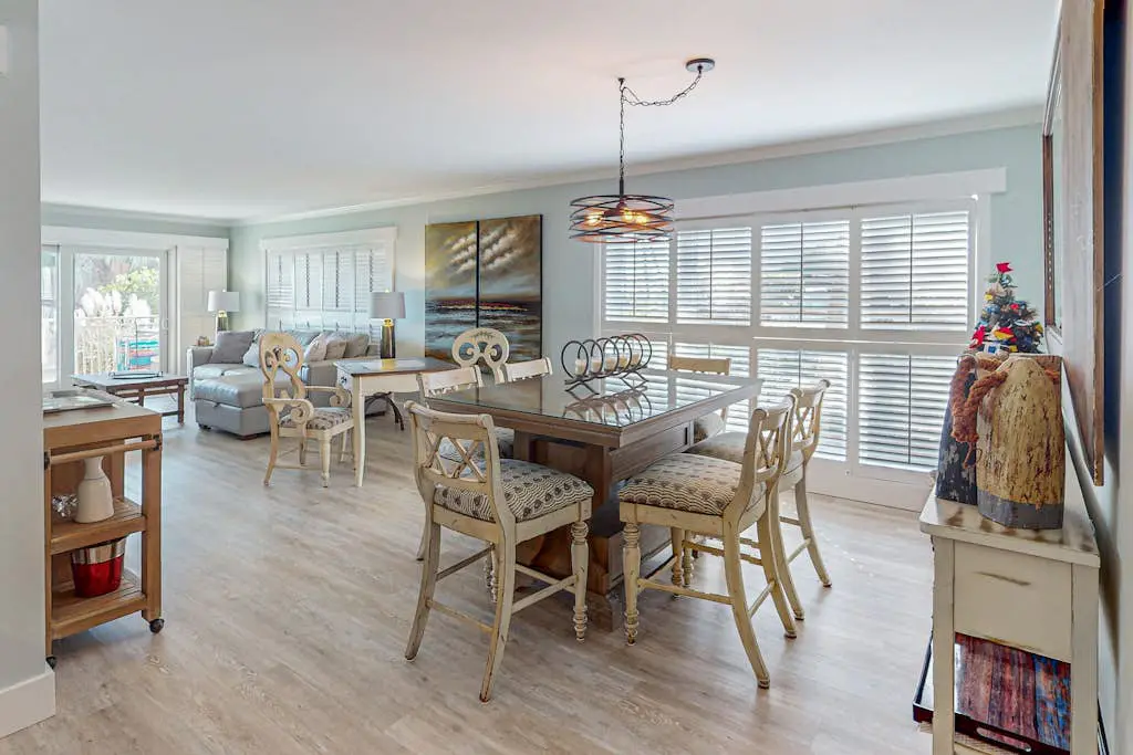 First Floor Condo near the beach with beach gear, washer/dryer, and pool